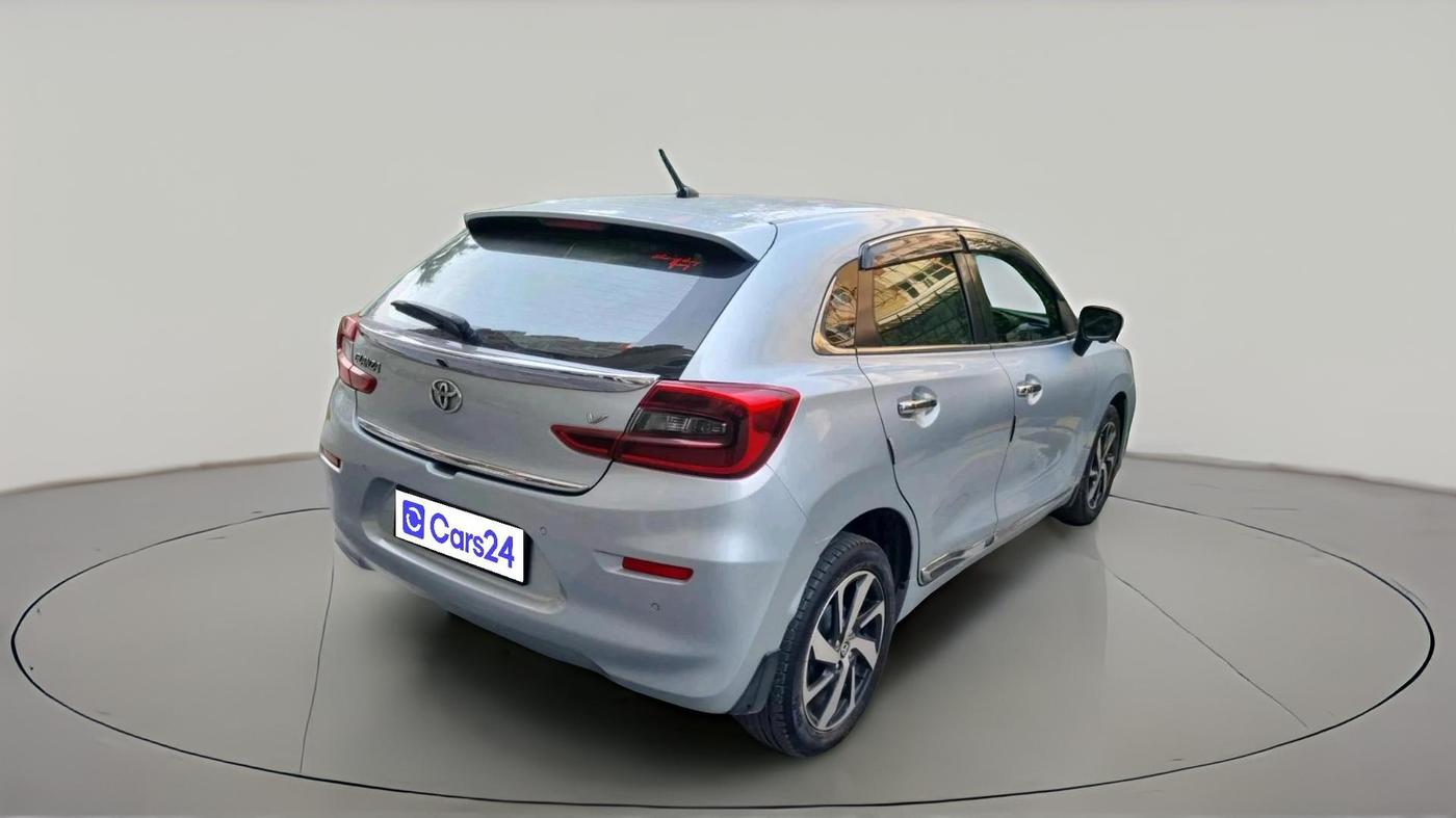 2022 Toyota Glanza V, Petrol, Manual, 42,724 km, exterior