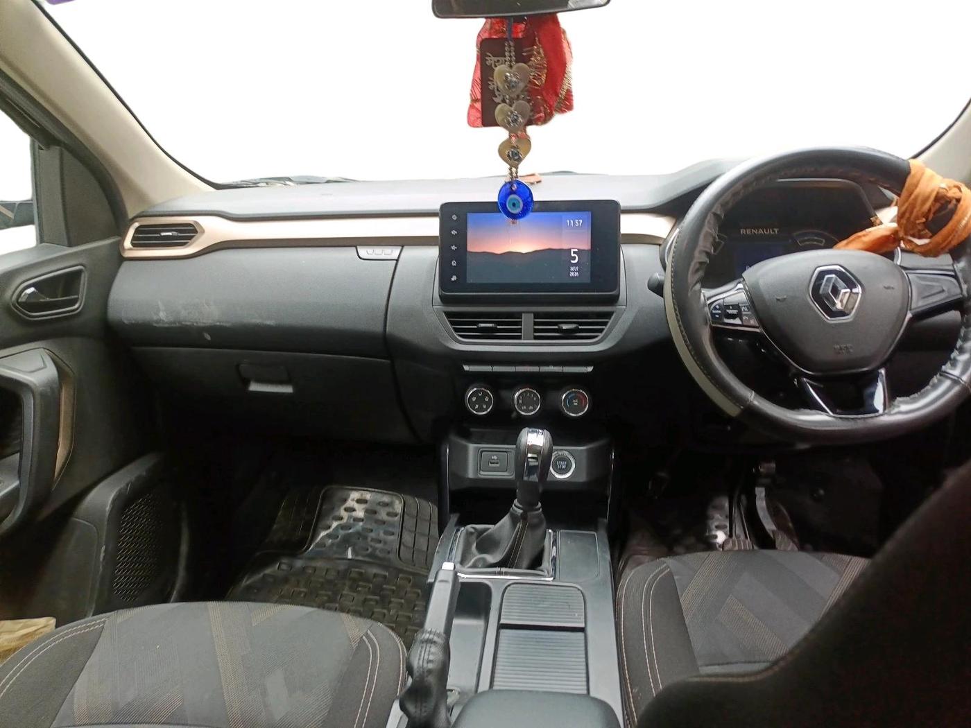 2022 Renault Kiger RXT AMT, Petrol, Automatic, 31,946 km, interior