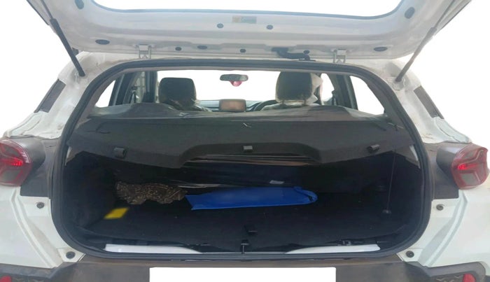 2025 Tata PUNCH Adventure Plus iCNG, CNG, Manual, 735 km, exterior