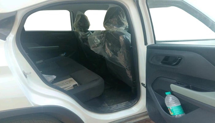 2025 Tata PUNCH Adventure Plus iCNG, CNG, Manual, 735 km, interior