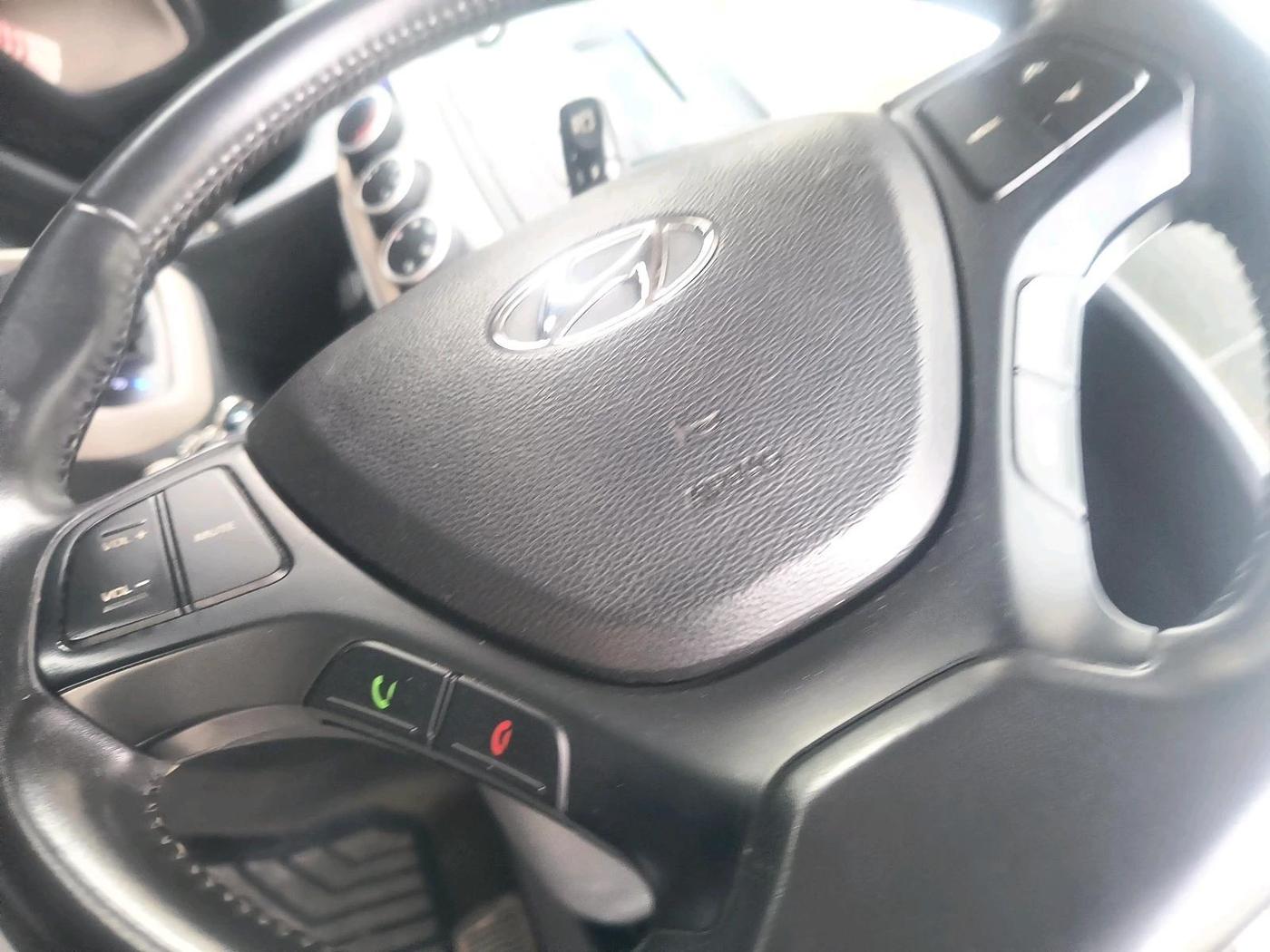 2016 Hyundai Grand i10 ASTA AT 1.2 KAPPA VTVT, Petrol, Automatic, 79,599 km, interior