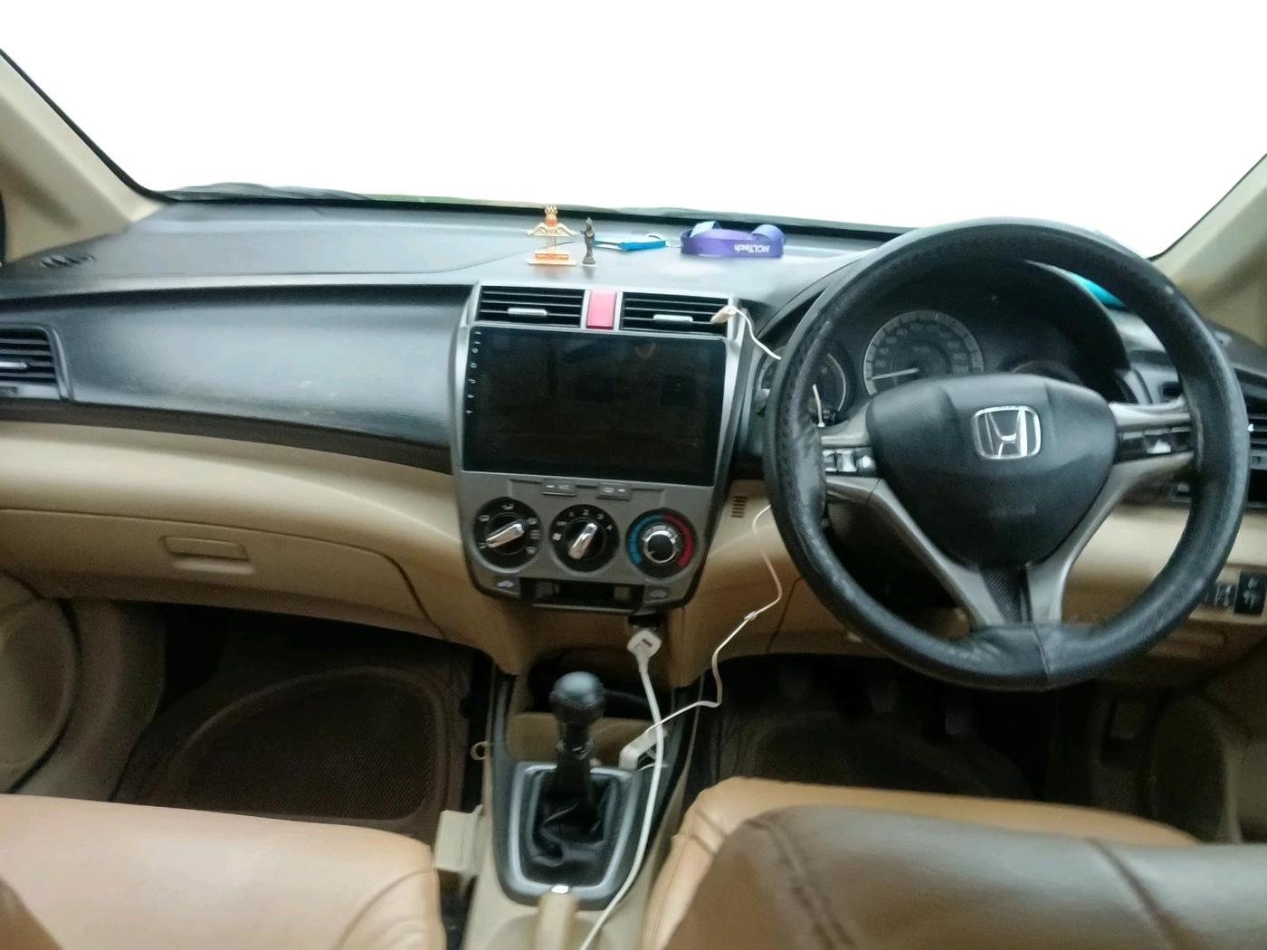 2012 Honda City 1.5L I-VTEC V MT, CNG, Manual, 1,42,627 km, interior