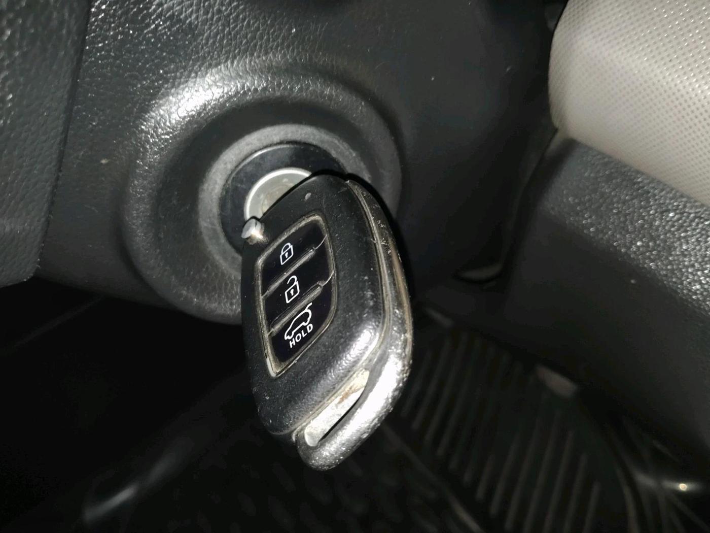 2016 Hyundai Creta S 1.6 PETROL, Petrol, Manual, 1,48,108 km, interior