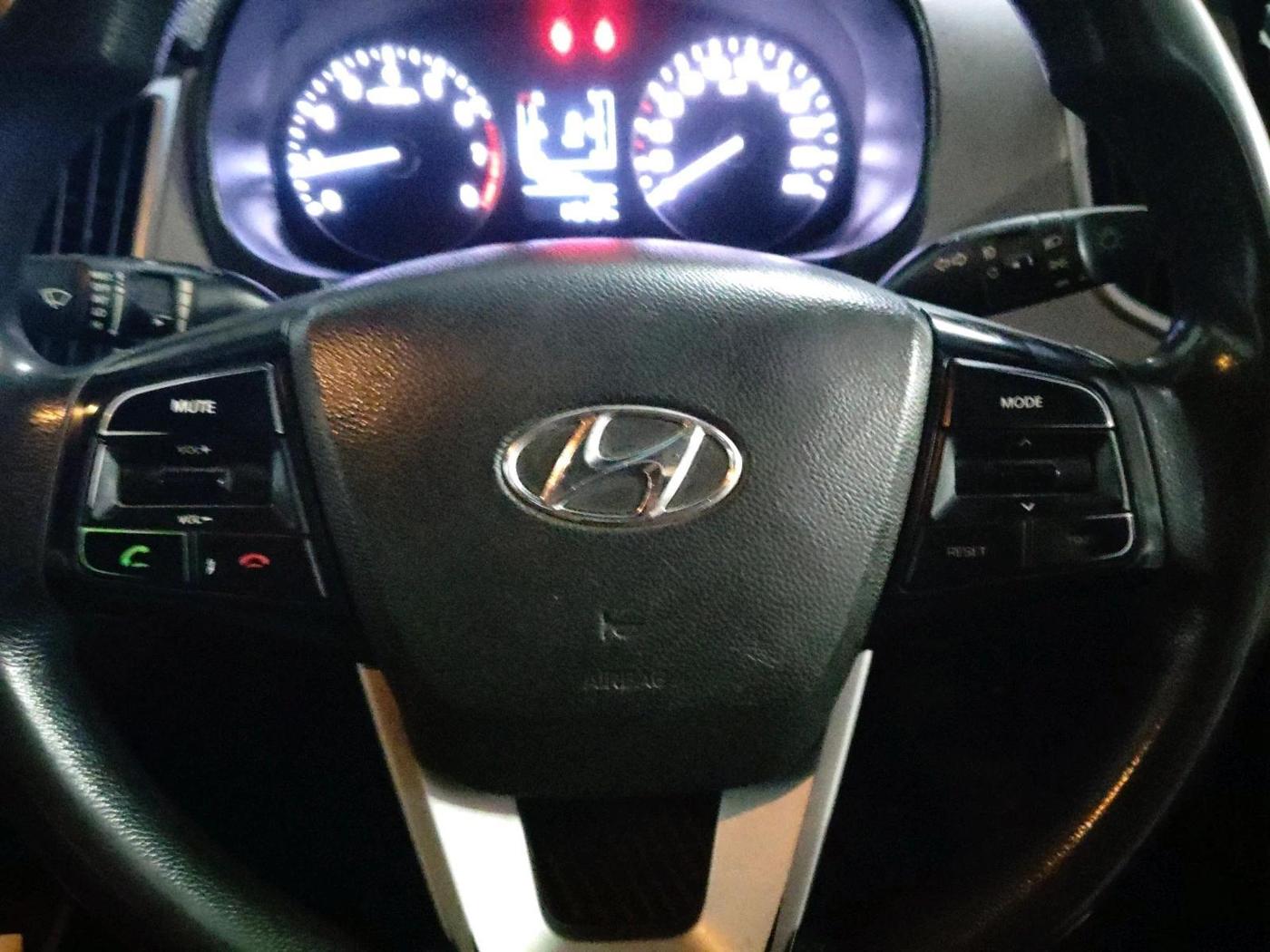 2016 Hyundai Creta S 1.6 PETROL, Petrol, Manual, 1,48,108 km, interior