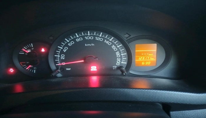 2016 Maruti Swift LXI (O), Petrol, Manual, 1,23,171 km, interior