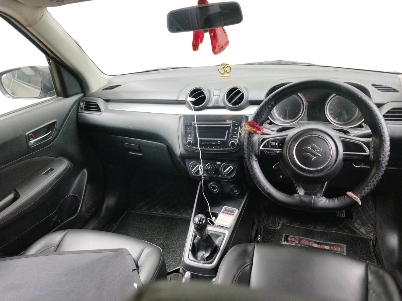 2019 Maruti Swift VXI, CNG, Manual, 1,05,135 km, interior