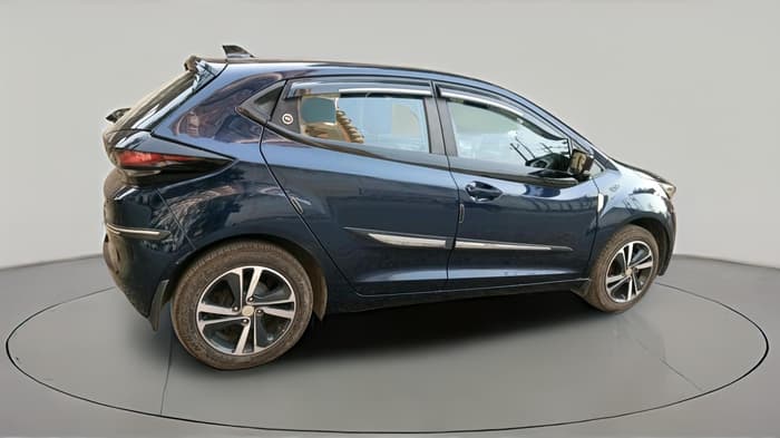 2024 Tata ALTROZ XZ PLUS SUNROOF CNG, CNG, Manual, 15,257 km, exterior