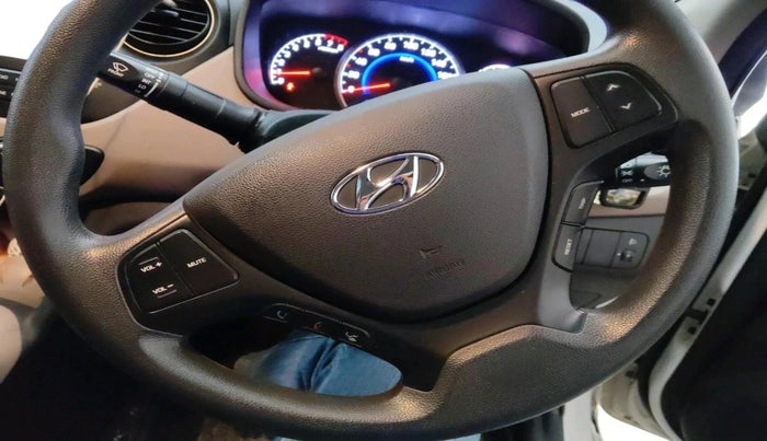 2018 Hyundai Grand i10 SPORTZ 1.2 KAPPA VTVT, Petrol, Manual, 25,321 km, interior