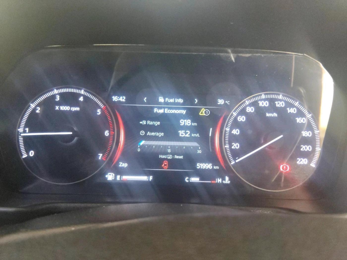2023 Mahindra SCORPIO-N Z6 DIESEL MT 2WD 7 STR, Diesel, Manual, 51,996 km, interior