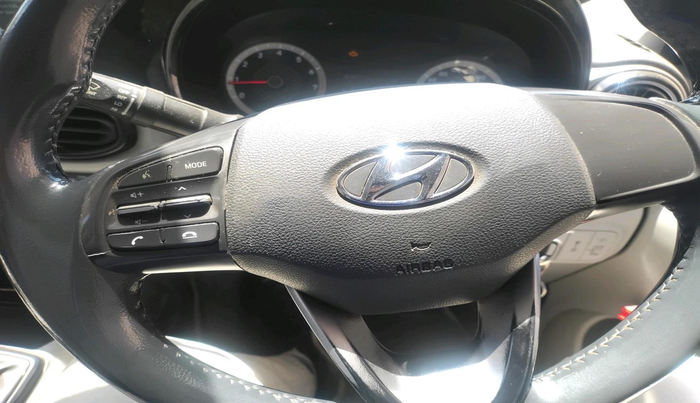 2020 Hyundai GRAND I10 NIOS SPORTZ 1.2 KAPPA VTVT CNG, CNG, Manual, 1,33,161 km, interior