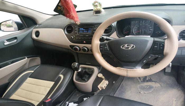 2015 Hyundai Xcent S 1.2, Petrol, Manual, 47,249 km, interior