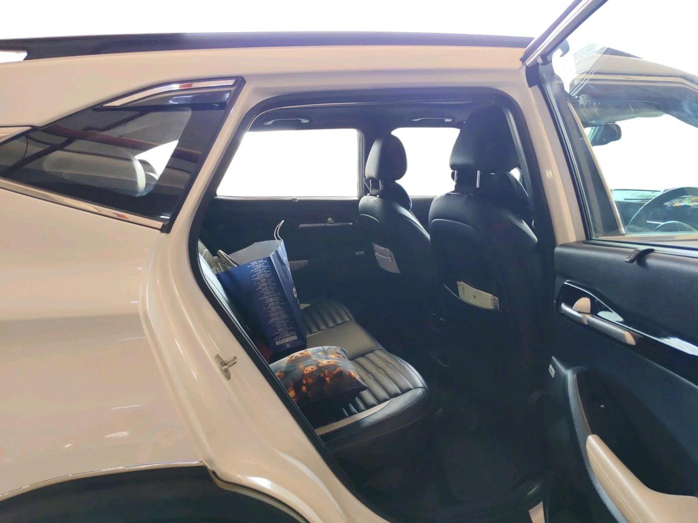 2023 KIA SELTOS 1.5 GTX+ TURBO GDI PETROL DCT, Petrol, Automatic, 58,980 km, interior