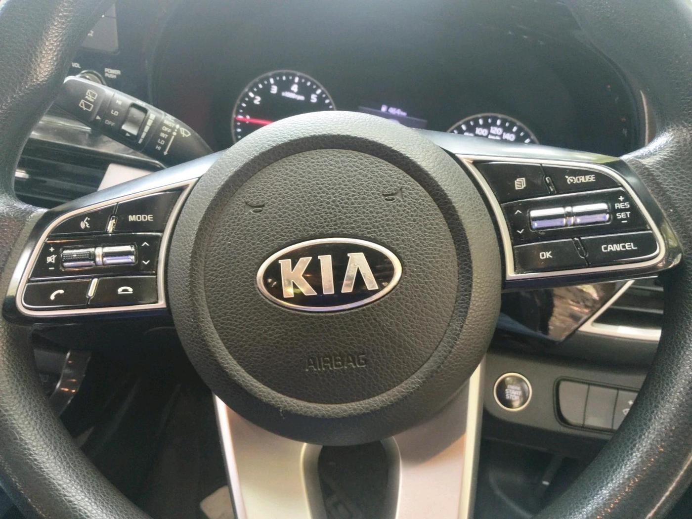 2020 KIA SELTOS HTK PLUS 1.5, Petrol, Manual, 1,32,267 km, interior