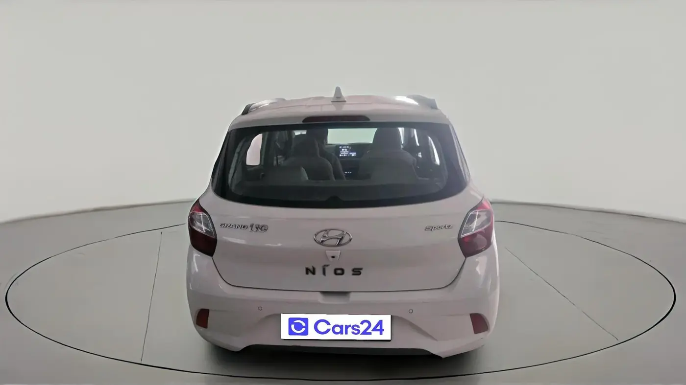 2021 Hyundai GRAND I10 NIOS SPORTZ AMT 1.2 KAPPA VTVT, Petrol, Automatic, 53,195 km, exterior