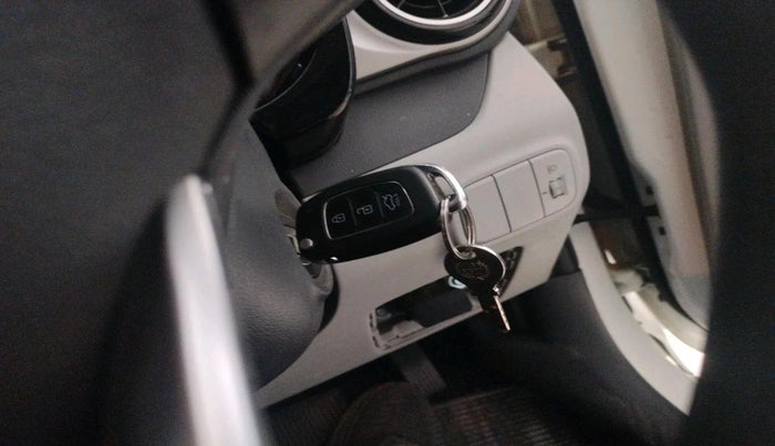 2021 Hyundai GRAND I10 NIOS SPORTZ AMT 1.2 KAPPA VTVT, Petrol, Automatic, 53,195 km, interior