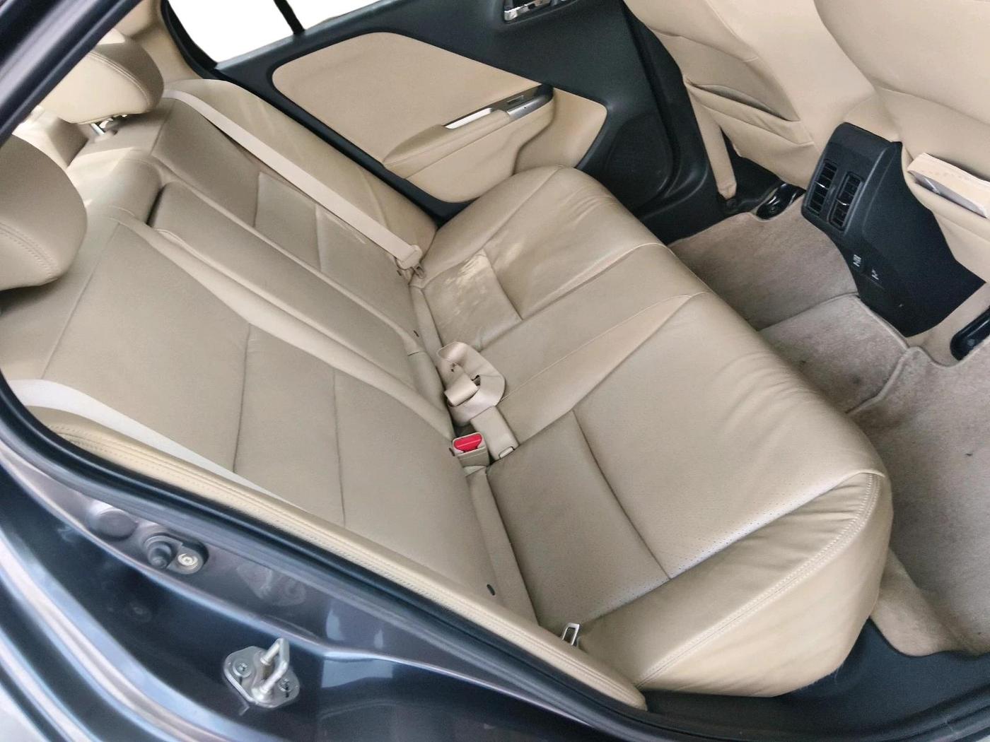 2018 Honda City 1.5L I-VTEC ZX CVT, Petrol, Automatic, 1,24,103 km, interior