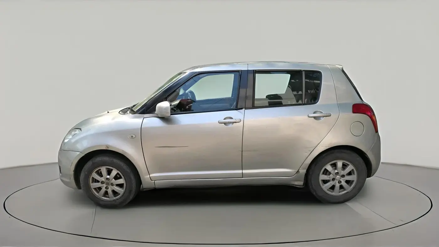 2011 Maruti Swift ZXI, CNG, Manual, 1,92,321 km, exterior