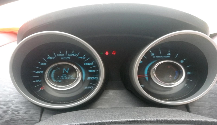 2016 Mahindra XUV500 W10 AT 1.99, Diesel, Automatic, 1,10,525 km, interior