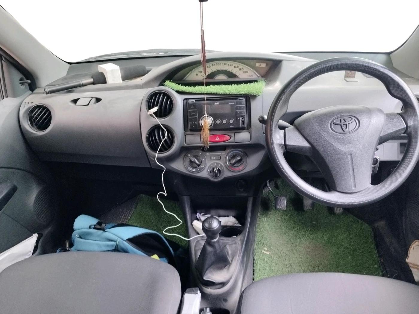 2012 Toyota Etios G, Petrol, Manual, 1,00,859 km, interior
