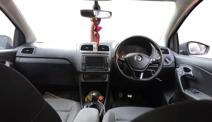 2019 Volkswagen Polo HIGHLINE PLUS 1.0 16 ALLOY, Petrol, Manual, 83,303 km, interior