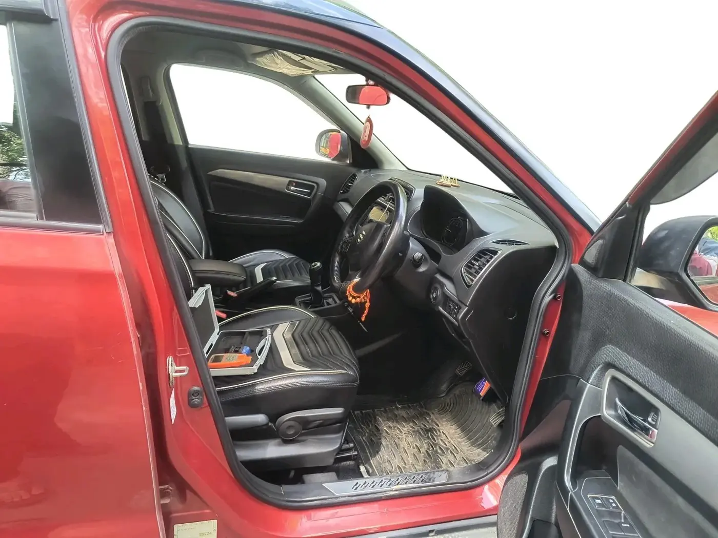 2019 Maruti Vitara Brezza ZDI PLUS, Diesel, Manual, 57,727 km, interior
