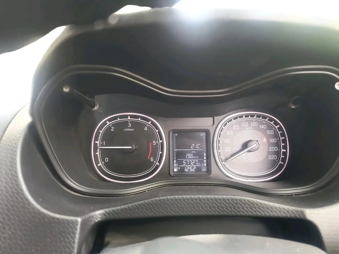 2019 Maruti Vitara Brezza ZDI PLUS, Diesel, Manual, 57,727 km, interior