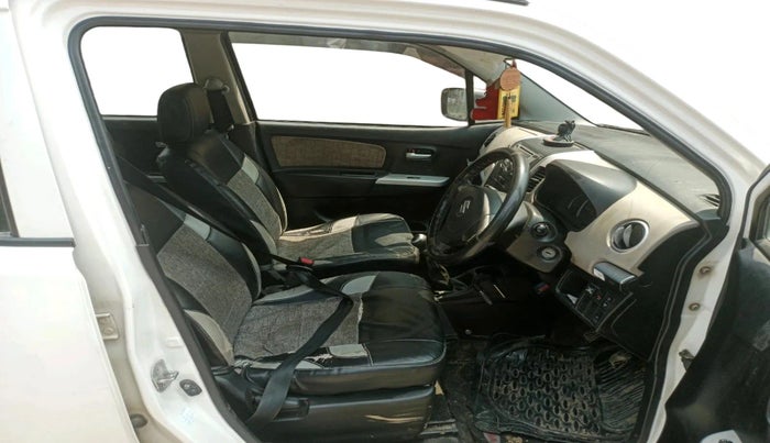 2013 Maruti Wagon R 1.0 VXI, CNG, Manual, 1,09,874 km, interior