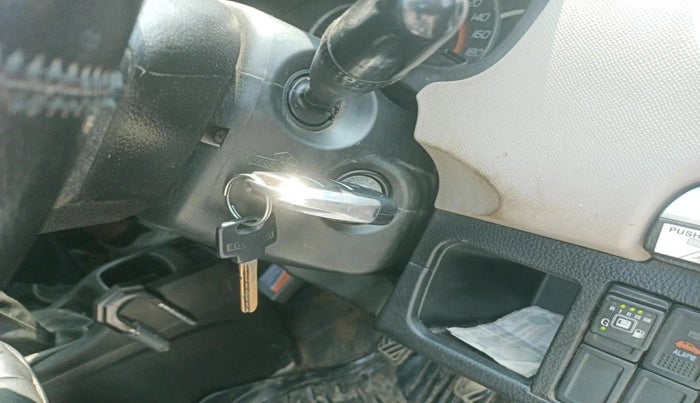 2013 Maruti Wagon R 1.0 VXI, CNG, Manual, 1,09,874 km, interior