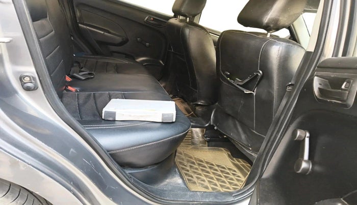 2016 Maruti Swift LXI (O), CNG, Manual, 1,72,953 km, interior