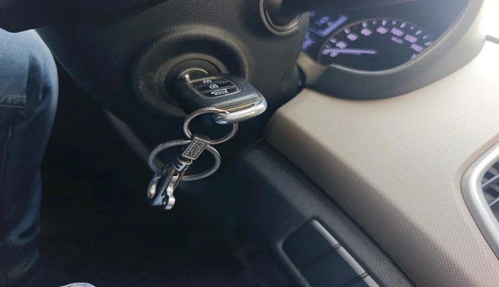 2017 Hyundai Creta E PLUS 1.6 PETROL, Petrol, Manual, 1,56,009 km, interior