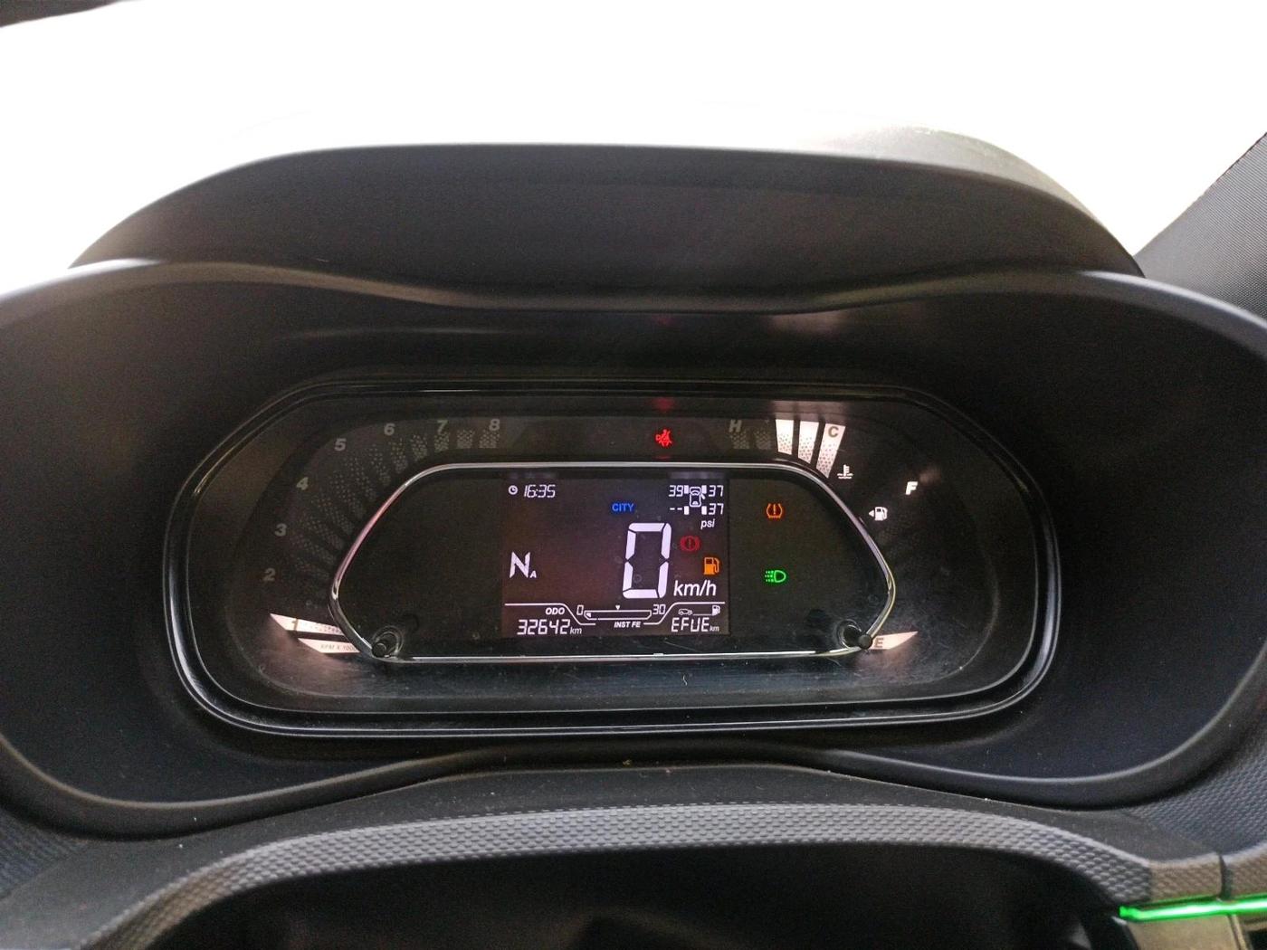 2022 Tata NEXON XZA PLUS (PREMIUM) PETROL DARK EDITION, Petrol, Automatic, 32,642 km, interior