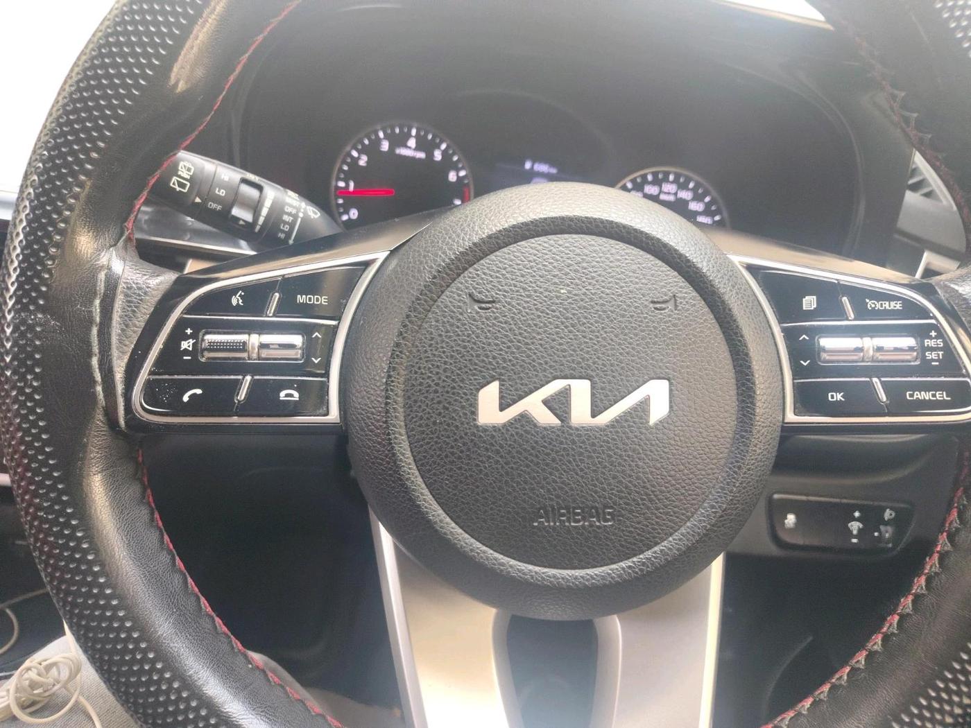 2022 KIA SELTOS HTK PLUS 1.5 IMT, Petrol, Manual, 93,000 km, interior