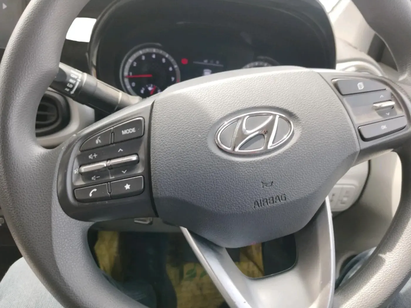 2025 Hyundai GRAND I10 NIOS Sportz 1.2 HY-CNG Duo, CNG, Manual, 4,249 km, interior