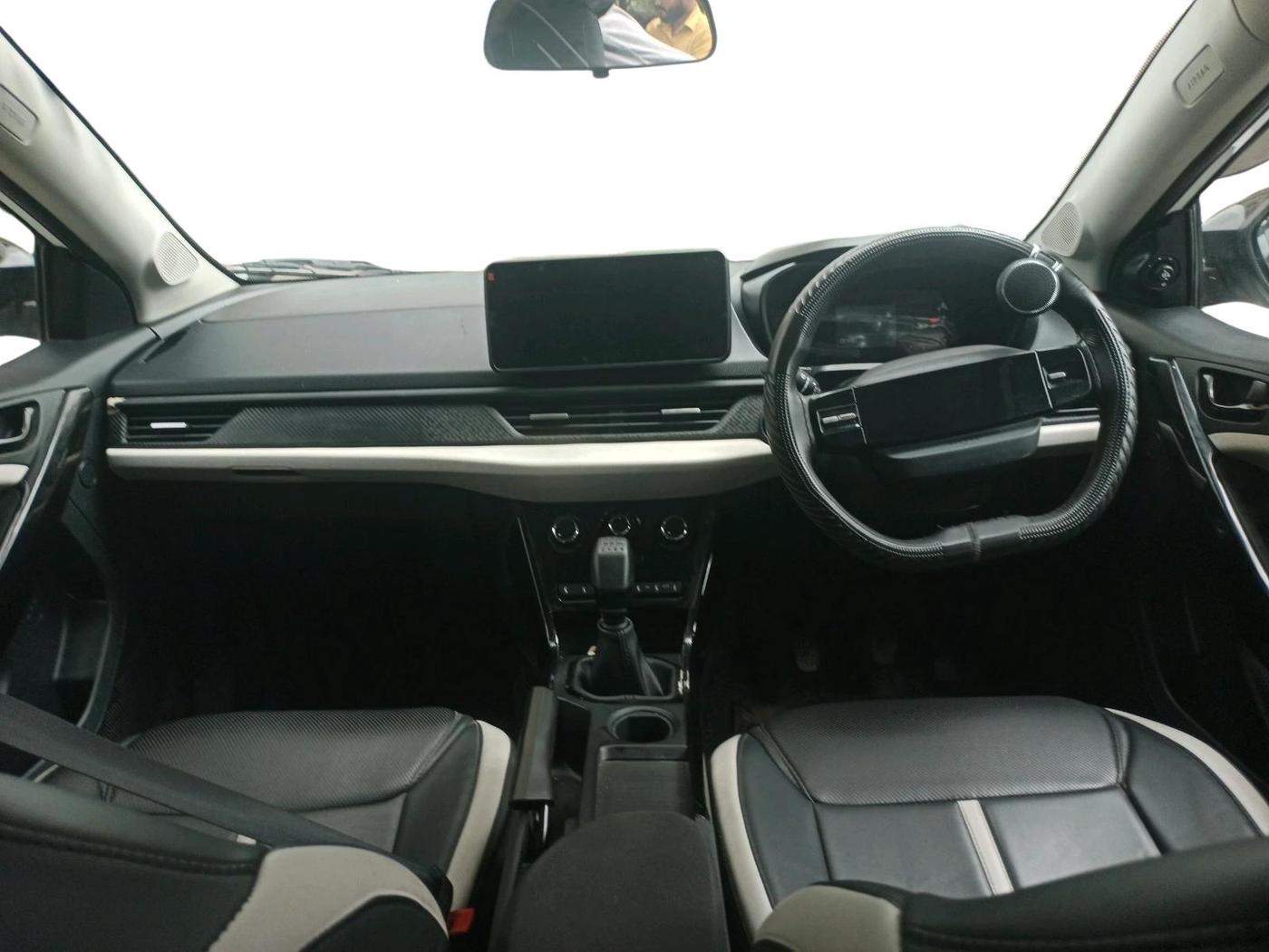 2025 Tata NEXON Pure Plus 1.2 iCNG 6MT, CNG, Manual, 20,728 km, interior