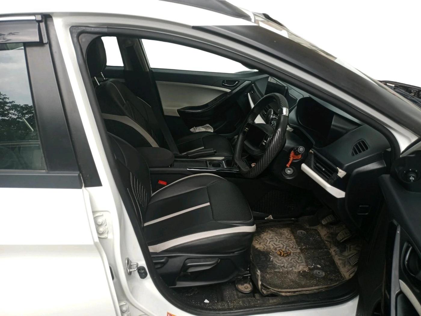 2025 Tata NEXON Pure Plus 1.2 iCNG 6MT, CNG, Manual, 20,728 km, interior