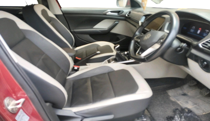 2022 Volkswagen TAIGUN TOPLINE 1.0 TSI MT, Petrol, Manual, 51,908 km, interior