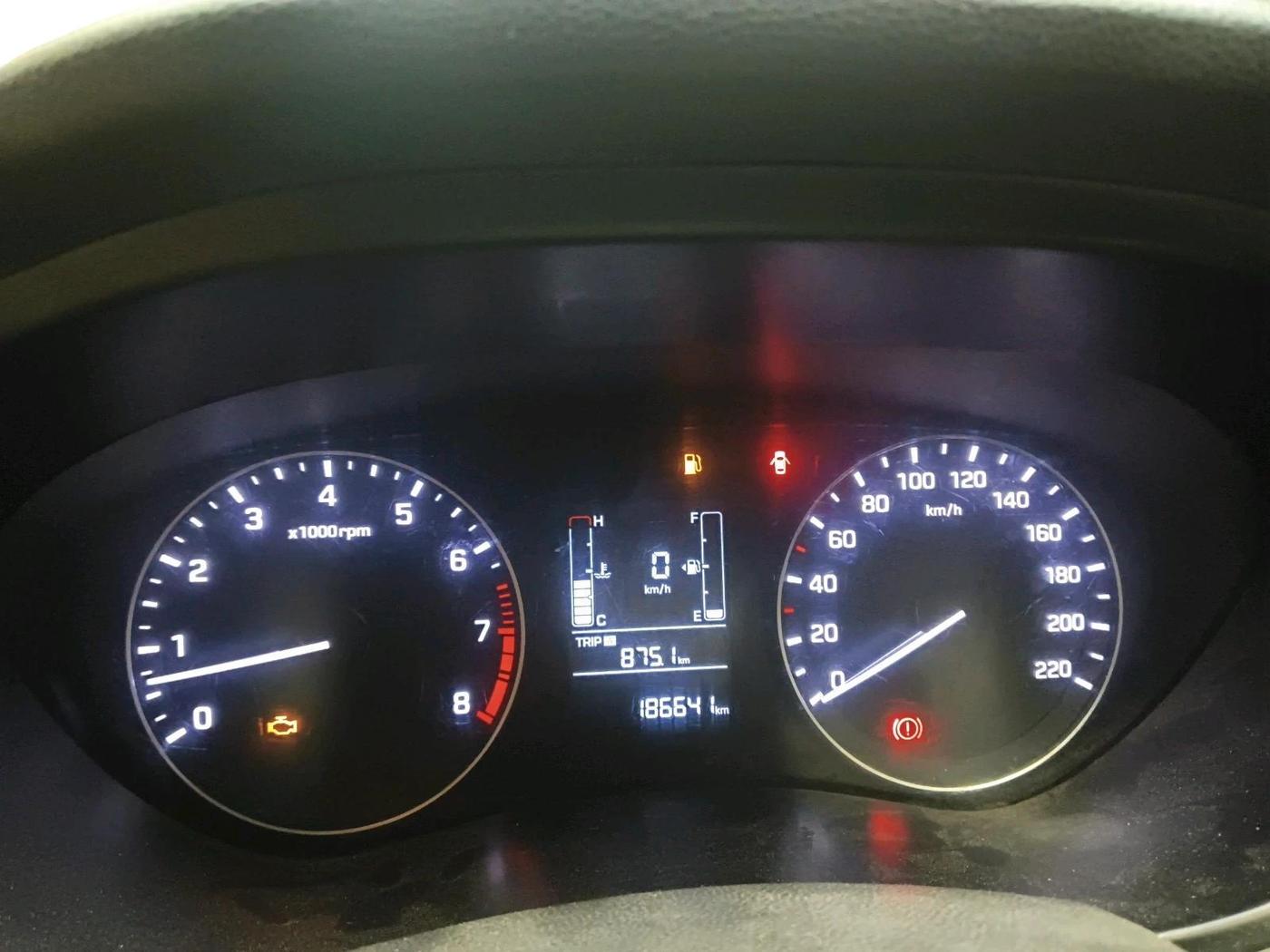 2017 Hyundai i20 Active 1.2 S, Petrol, Manual, 1,86,641 km, interior
