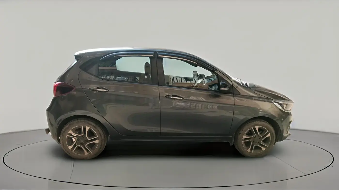 2023 Tata Tiago XZ PLUS PETROL, Petrol, Manual, 26,889 km, exterior