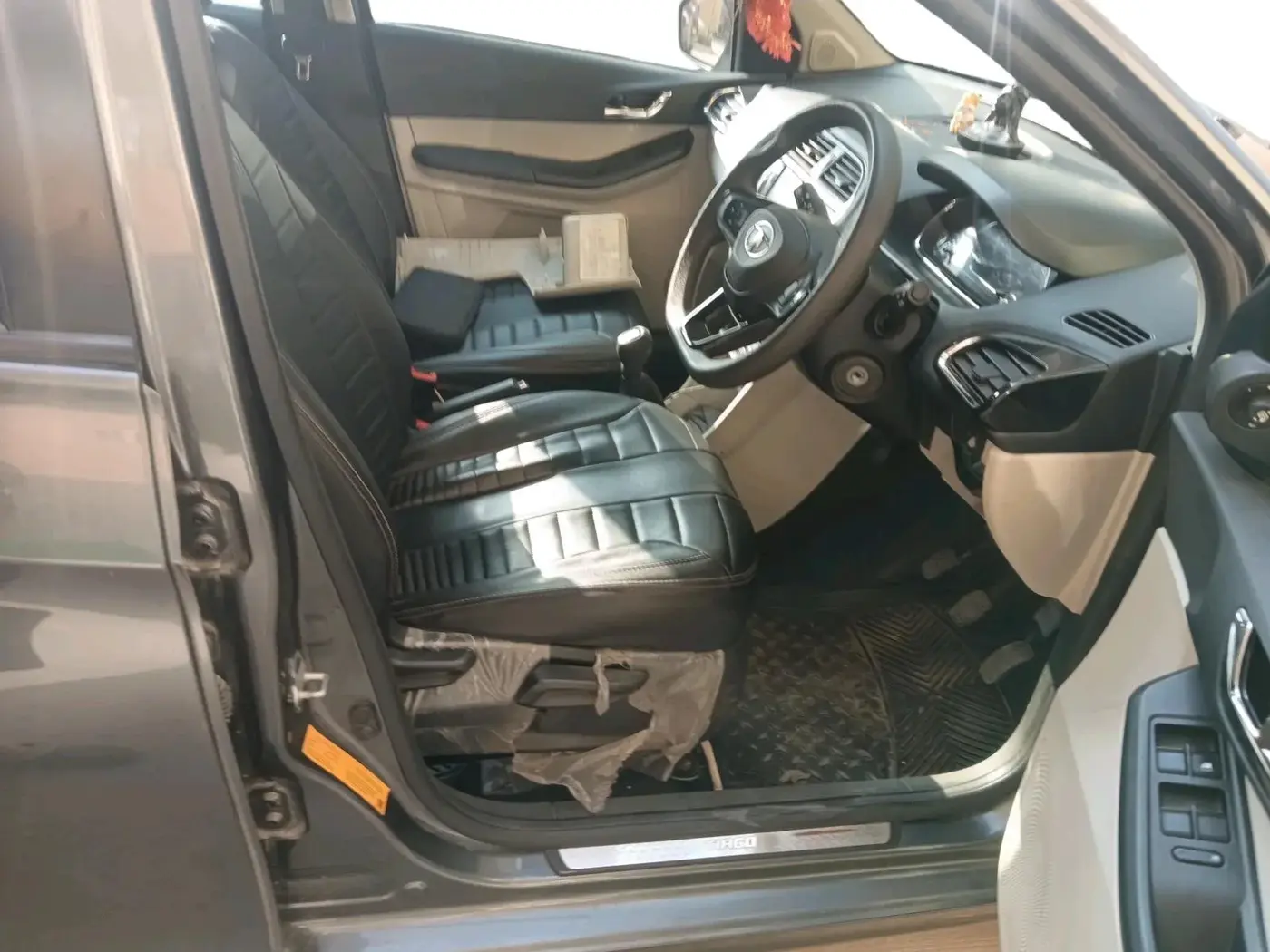 2023 Tata Tiago XZ PLUS PETROL, Petrol, Manual, 26,889 km, interior