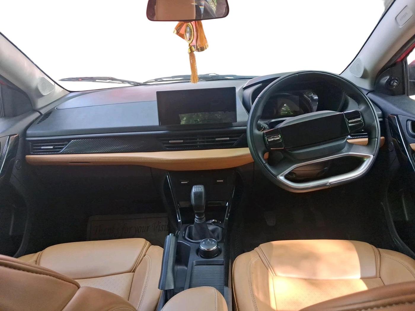 2025 Tata Curvv Creative S 1.2 Petrol 6MT, Petrol, Manual, 24,102 km, interior