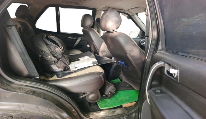 2018 Tata Safari Storme 2.2 EX 4X2, Diesel, Manual, 95,055 km, interior