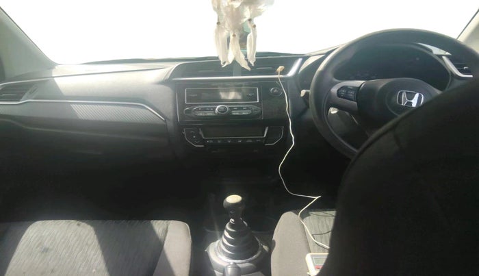 2016 Honda Brio VX MT, Petrol, Manual, 1,23,306 km, interior