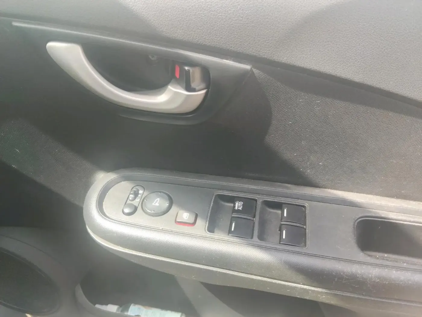 2016 Honda Brio VX MT, Petrol, Manual, 1,23,306 km, interior