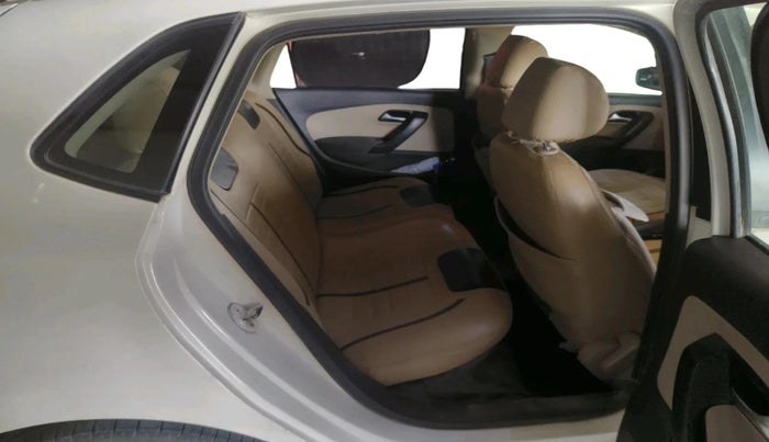 2017 Volkswagen Polo COMFORTLINE 1.5L, Diesel, Manual, 96,903 km, interior