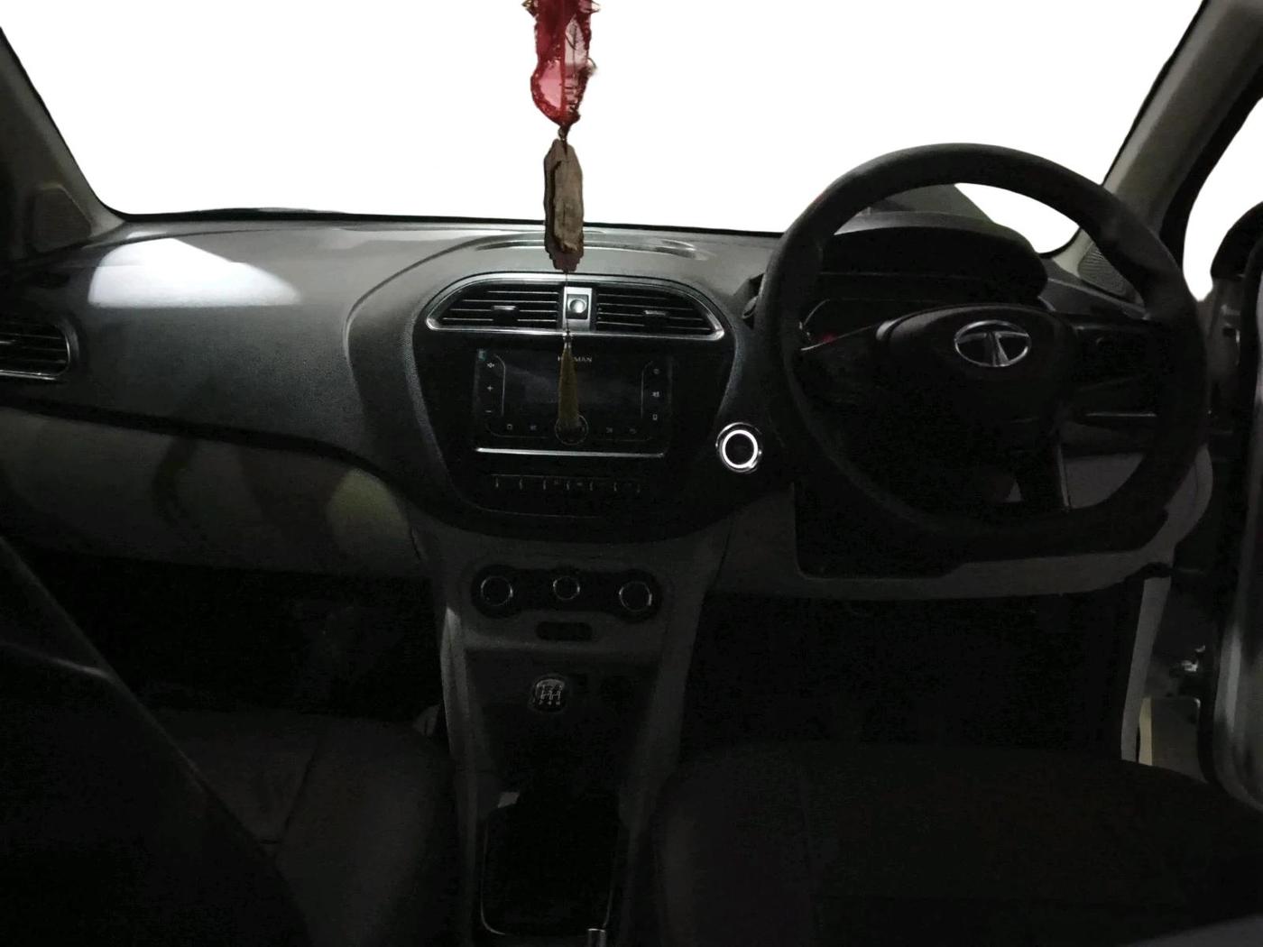 2023 Tata TIGOR XZ CNG, CNG, Manual, 31,590 km, interior