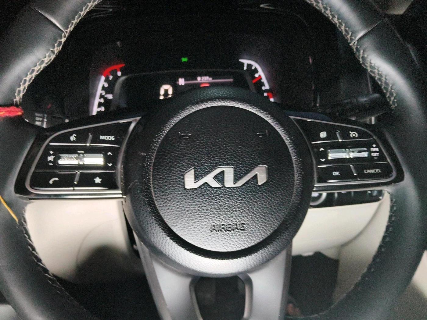2022 KIA SONET HTX 1.0 IMT, Petrol, Manual, 34,584 km, interior