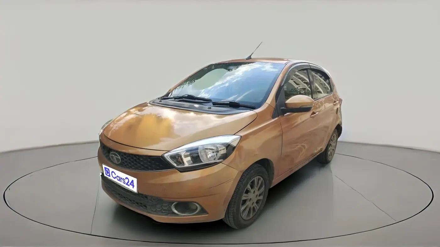 2017 Tata Tiago XZ PETROL, Petrol, Manual, 1,05,425 km, exterior