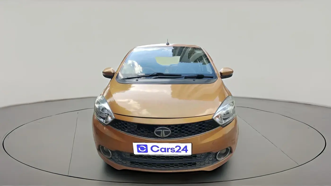 2017 Tata Tiago XZ PETROL, Petrol, Manual, 1,05,425 km, exterior