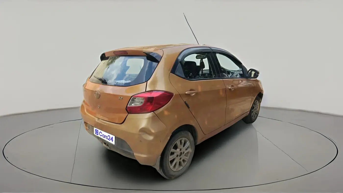 2017 Tata Tiago XZ PETROL, Petrol, Manual, 1,05,425 km, exterior