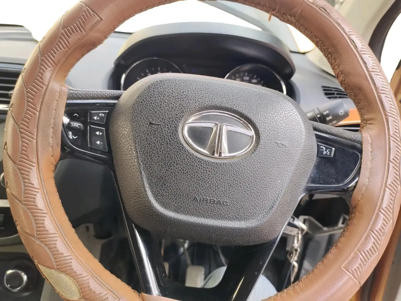 2017 Tata Tiago XZ PETROL, Petrol, Manual, 1,05,425 km, interior